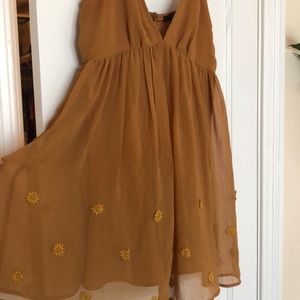 BEAUTIFUL forever 21 mustard tank